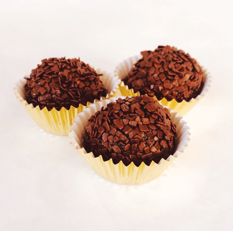 how to make chocolate treats brigadeiros