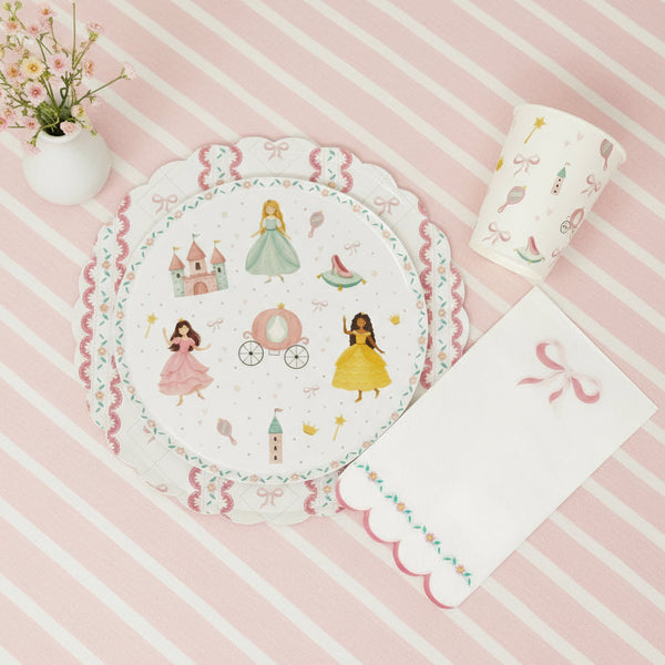 Princess Paper Cups 9oz  (8 Pack)