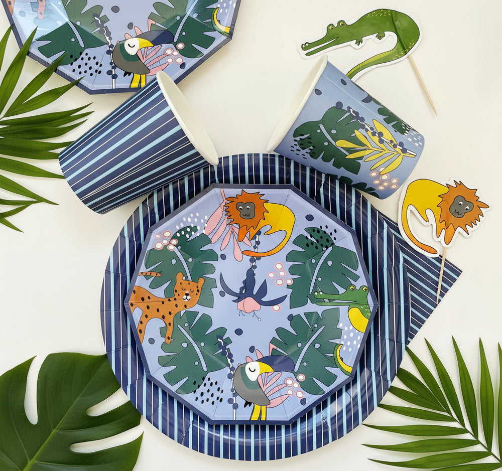 light blue and navy blue paper cups - Pooka Party