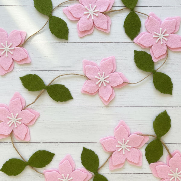 Pink flower garland with green leaves felt - Pooka Party
